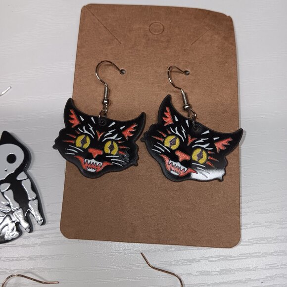 Halloween Earring Lot of 3 Gothic Black Cat Skeleton Moon Bats Festive NEW - Picture 3 of 6